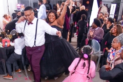 WED-FRIENDS-AND-FAMILY-291